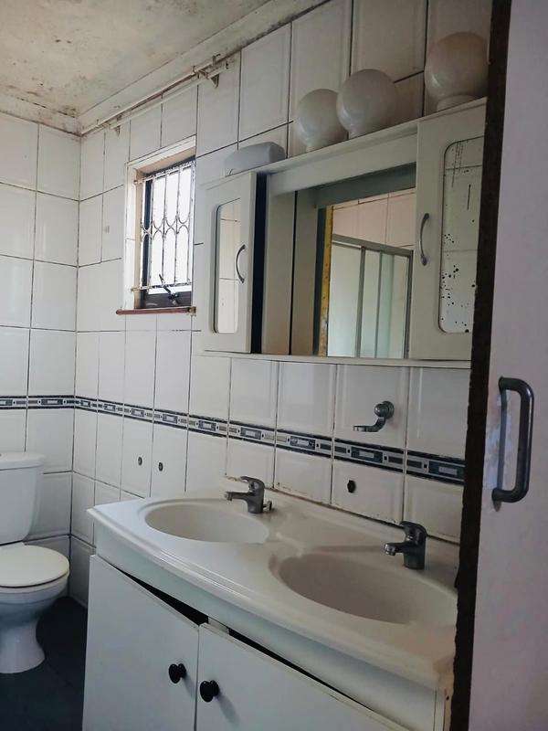 3 Bedroom Property for Sale in Newlands West KwaZulu-Natal