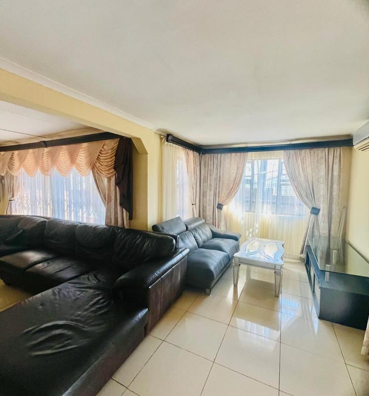 3 Bedroom Property for Sale in Newlands West KwaZulu-Natal