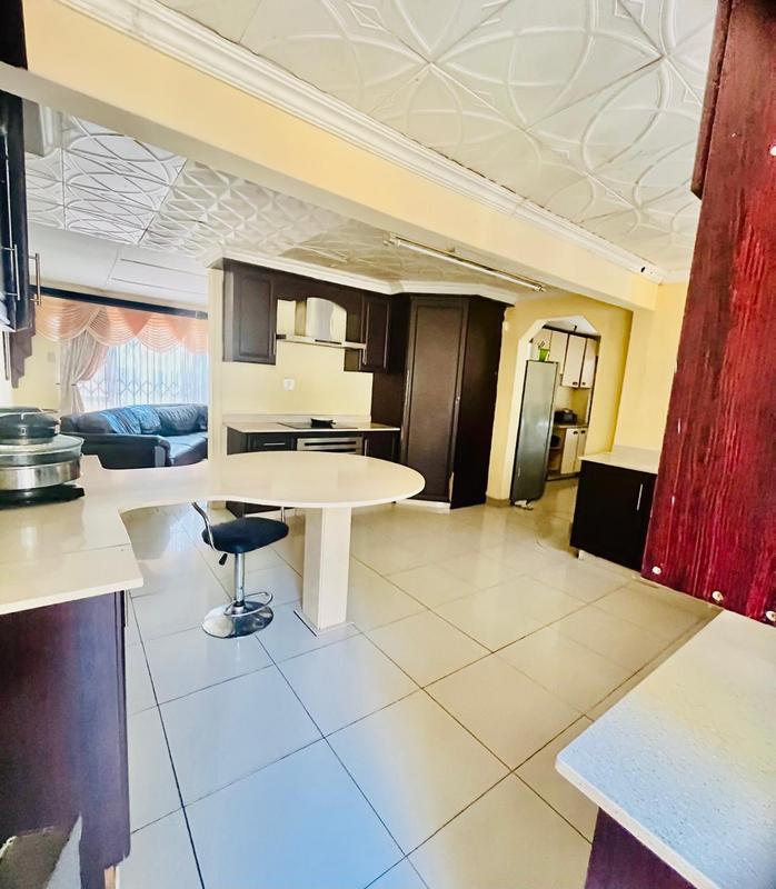 3 Bedroom Property for Sale in Newlands West KwaZulu-Natal