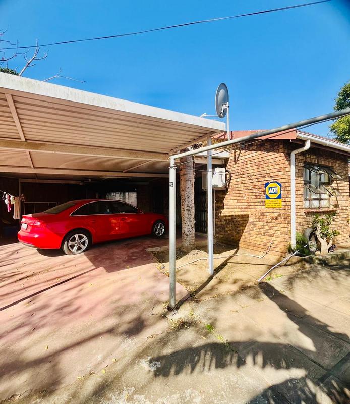 3 Bedroom Property for Sale in Newlands West KwaZulu-Natal