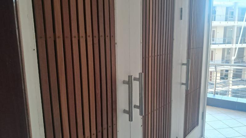 1 Bedroom Property for Sale in Point Waterfront KwaZulu-Natal