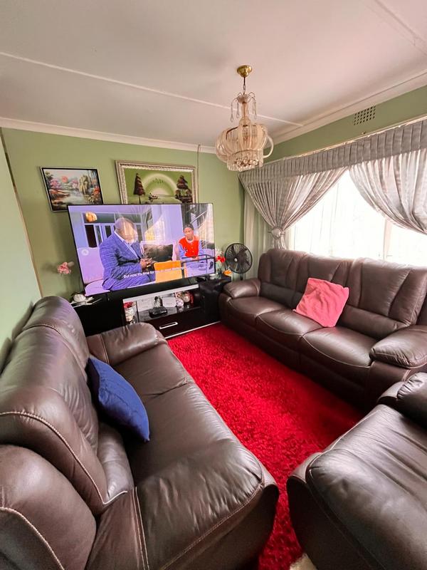 2 Bedroom Property for Sale in Umhlathuze KwaZulu-Natal