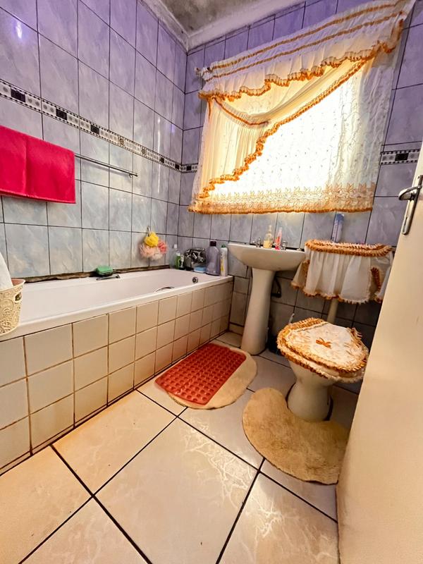 2 Bedroom Property for Sale in Umhlathuze KwaZulu-Natal