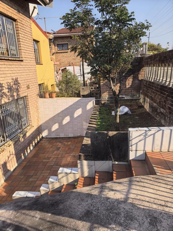 2 Bedroom Property for Sale in Westcliff KwaZulu-Natal