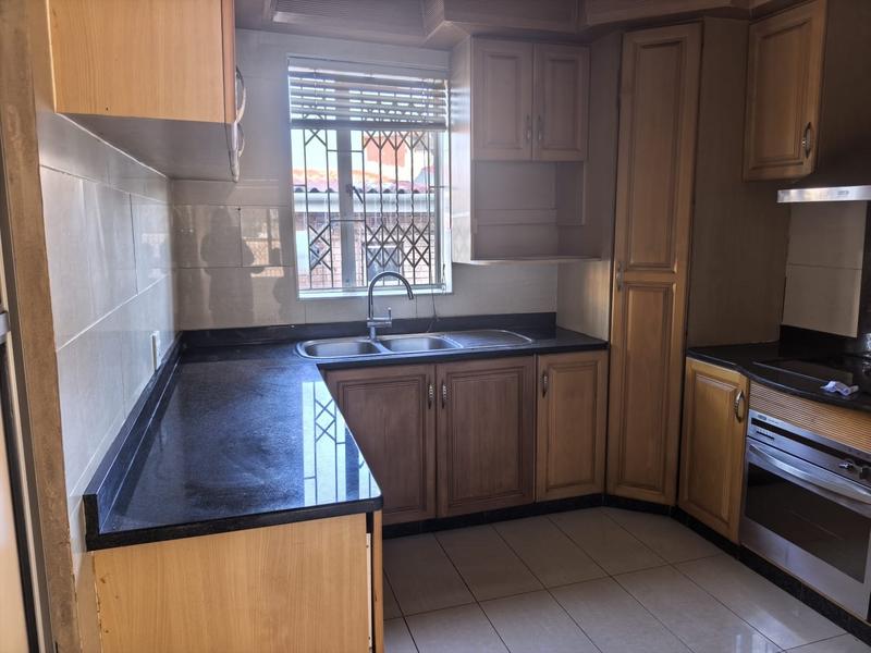2 Bedroom Property for Sale in Westcliff KwaZulu-Natal