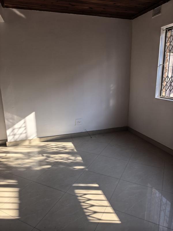2 Bedroom Property for Sale in Westcliff KwaZulu-Natal