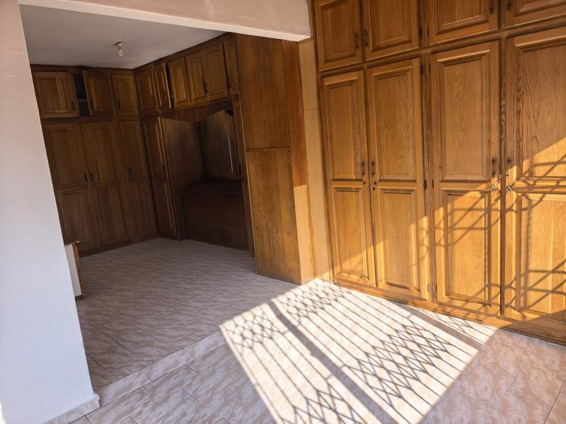 2 Bedroom Property for Sale in Westcliff KwaZulu-Natal