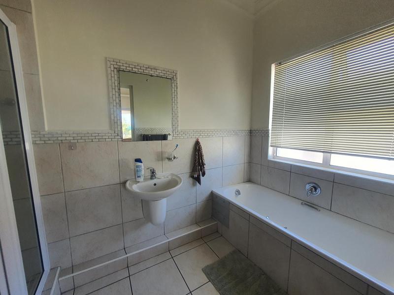 3 Bedroom Property for Sale in Shelly Beach KwaZulu-Natal