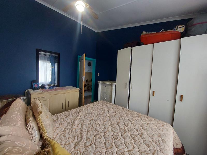 7 Bedroom Property for Sale in Uvongo KwaZulu-Natal