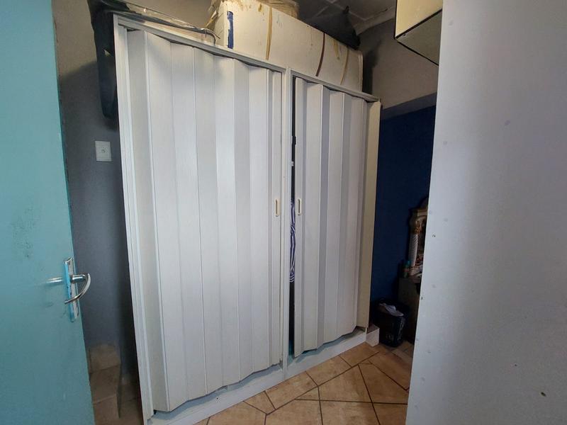 7 Bedroom Property for Sale in Uvongo KwaZulu-Natal