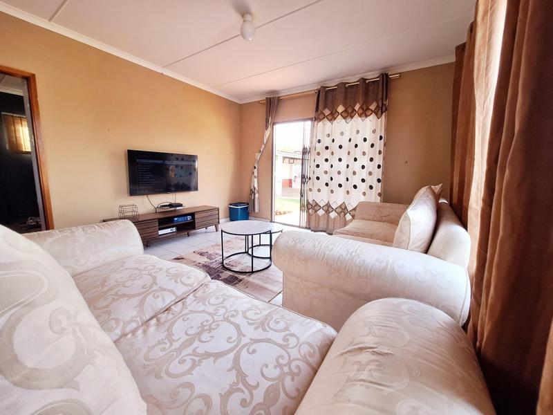 To Let 1 Bedroom Property for Rent in Bluff KwaZulu-Natal