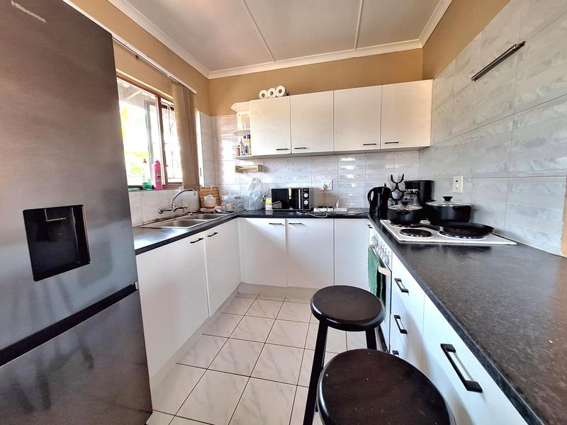 To Let 1 Bedroom Property for Rent in Bluff KwaZulu-Natal
