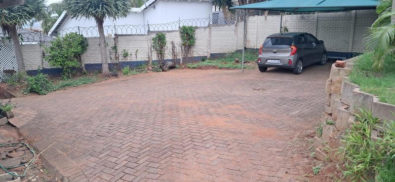 To Let 1 Bedroom Property for Rent in Durban North KwaZulu-Natal
