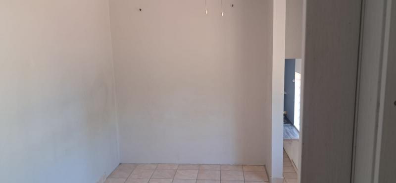 To Let 1 Bedroom Property for Rent in Durban North KwaZulu-Natal