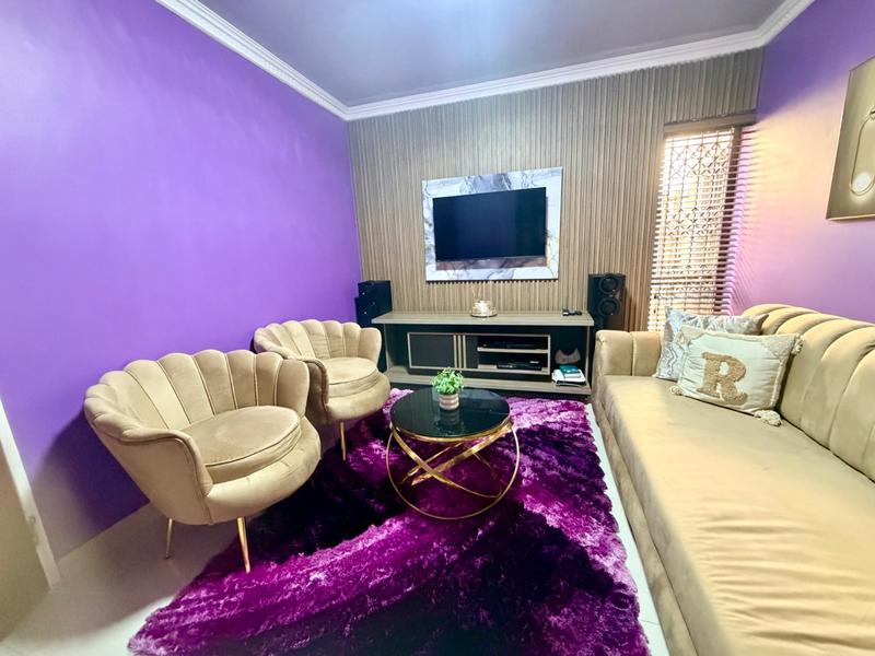 4 Bedroom Property for Sale in Reservoir Hills KwaZulu-Natal