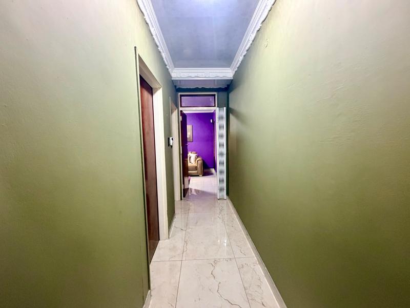 4 Bedroom Property for Sale in Reservoir Hills KwaZulu-Natal