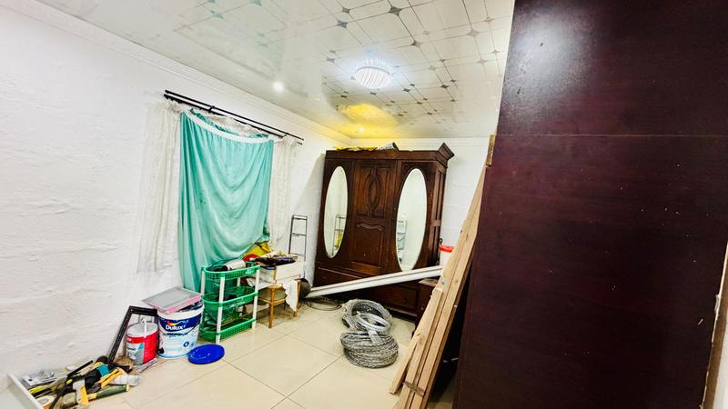 To Let 2 Bedroom Property for Rent in Kwamashu KwaZulu-Natal