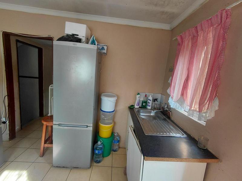 2 Bedroom Property for Sale in Umlazi KwaZulu-Natal