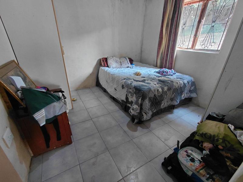 2 Bedroom Property for Sale in Umlazi KwaZulu-Natal