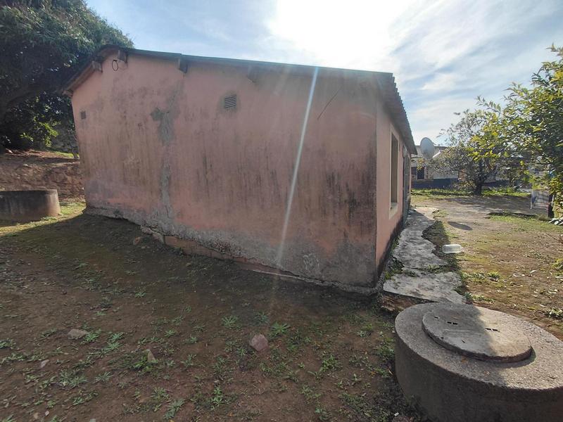2 Bedroom Property for Sale in Umlazi KwaZulu-Natal