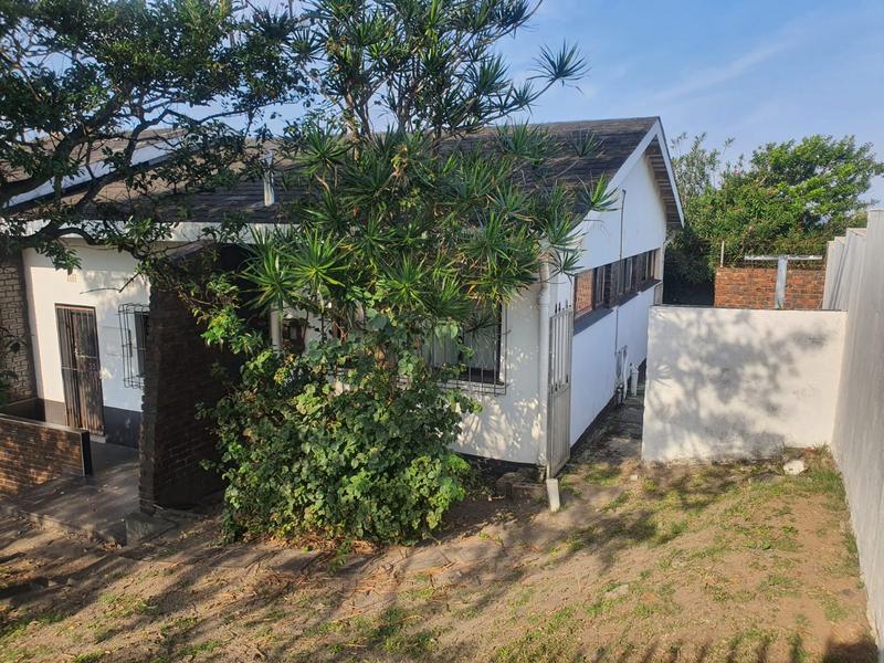 3 Bedroom Property for Sale in St Michaels On Sea KwaZulu-Natal