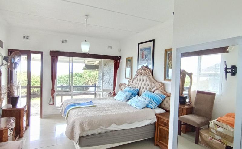 3 Bedroom Property for Sale in St Michaels On Sea KwaZulu-Natal