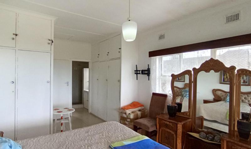 3 Bedroom Property for Sale in St Michaels On Sea KwaZulu-Natal