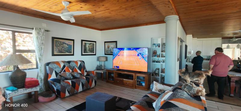 4 Bedroom Property for Sale in Manaba Beach KwaZulu-Natal