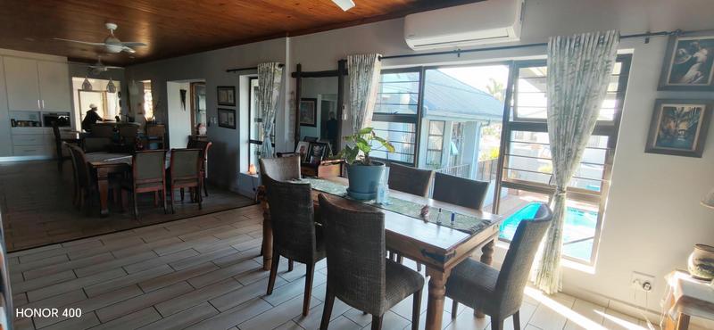4 Bedroom Property for Sale in Manaba Beach KwaZulu-Natal