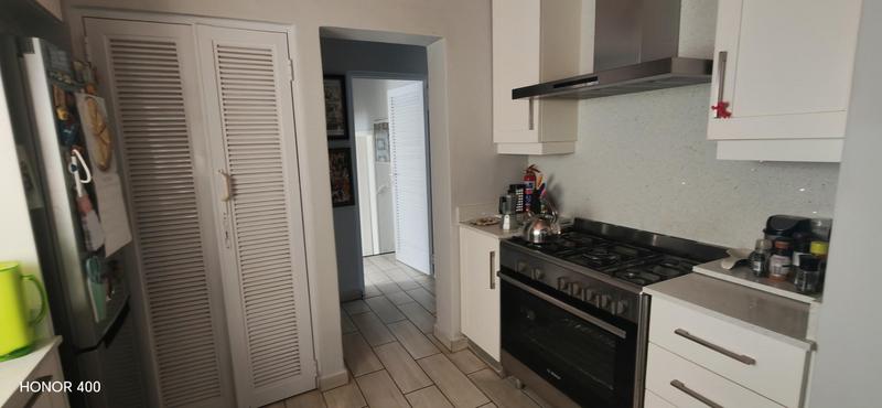 4 Bedroom Property for Sale in Manaba Beach KwaZulu-Natal
