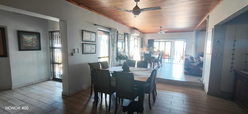 4 Bedroom Property for Sale in Manaba Beach KwaZulu-Natal
