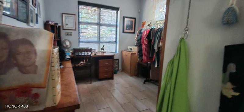 4 Bedroom Property for Sale in Manaba Beach KwaZulu-Natal