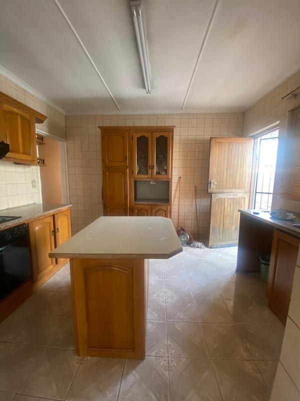 3 Bedroom Property for Sale in Raisethorpe KwaZulu-Natal