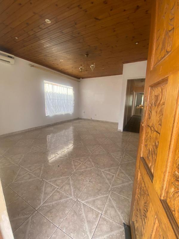 3 Bedroom Property for Sale in Raisethorpe KwaZulu-Natal