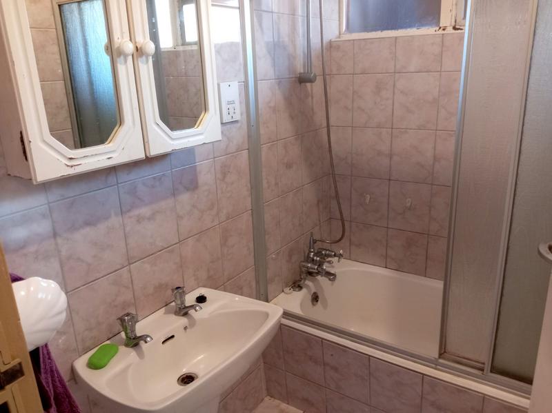 2 Bedroom Property for Sale in Scottburgh KwaZulu-Natal