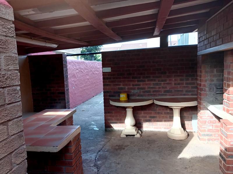 2 Bedroom Property for Sale in Scottburgh KwaZulu-Natal