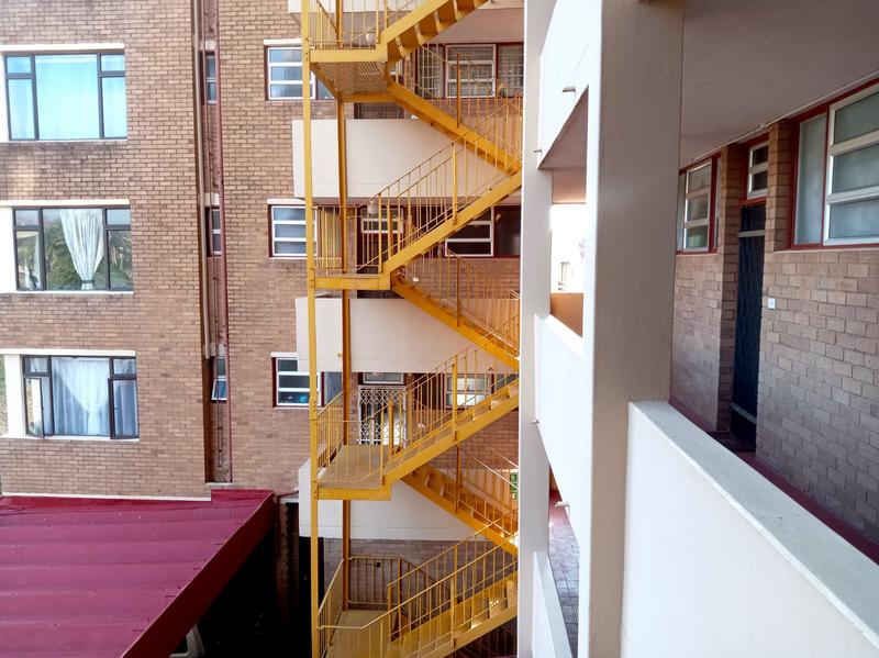 2 Bedroom Property for Sale in Scottburgh KwaZulu-Natal