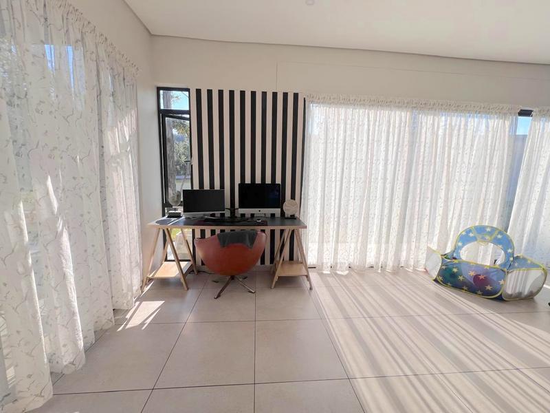To Let 2 Bedroom Property for Rent in Margate KwaZulu-Natal