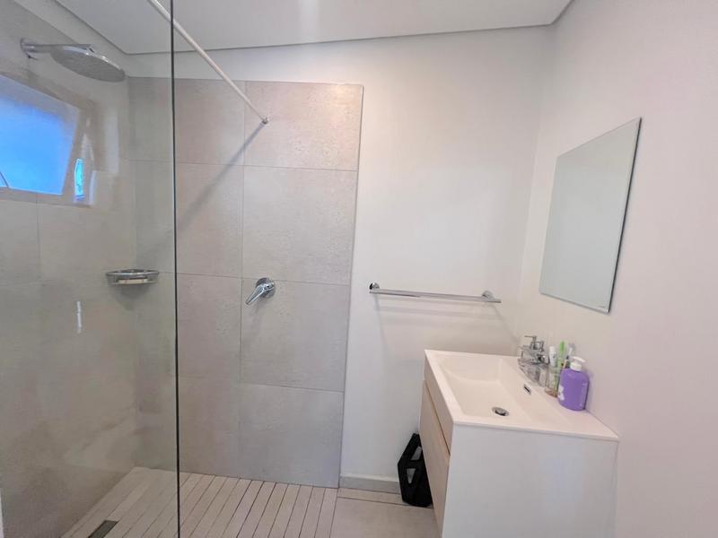 To Let 2 Bedroom Property for Rent in Margate KwaZulu-Natal