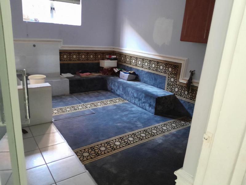 To Let 4 Bedroom Property for Rent in Sherwood KwaZulu-Natal