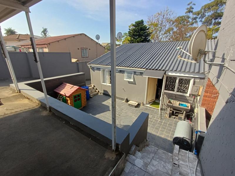 3 Bedroom Property for Sale in Stonebridge KwaZulu-Natal