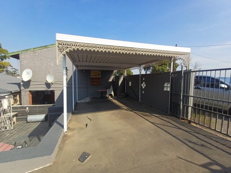 3 Bedroom Property for Sale in Stonebridge KwaZulu-Natal