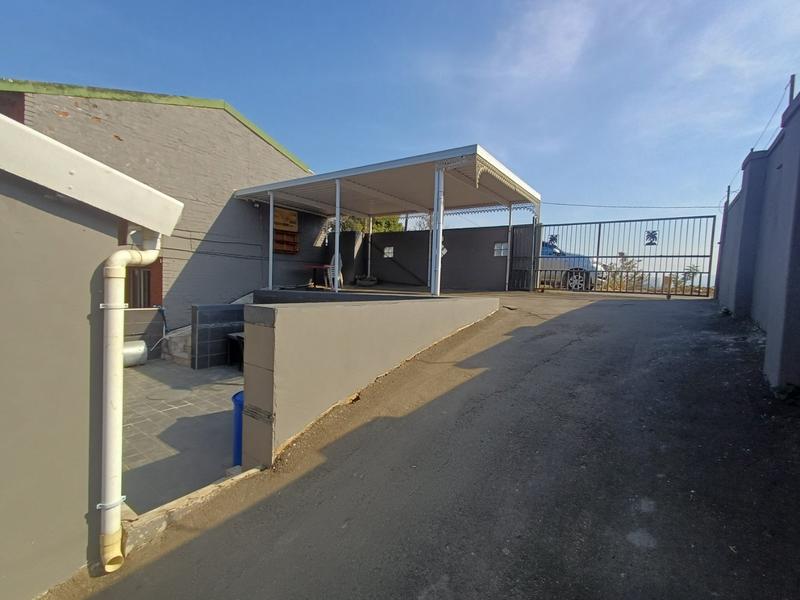 3 Bedroom Property for Sale in Stonebridge KwaZulu-Natal