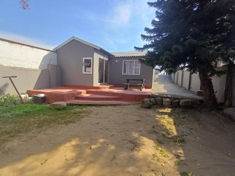 3 Bedroom Property for Sale in Stonebridge KwaZulu-Natal