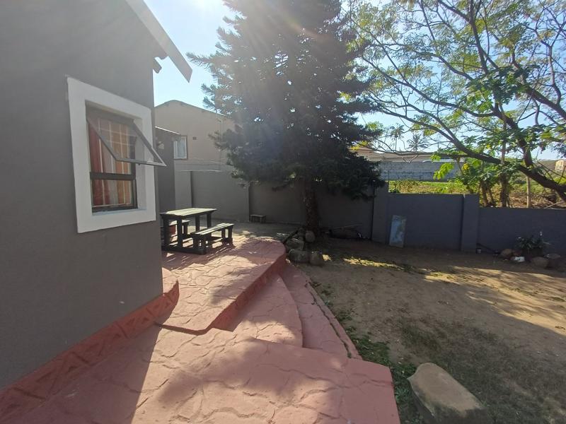 3 Bedroom Property for Sale in Stonebridge KwaZulu-Natal