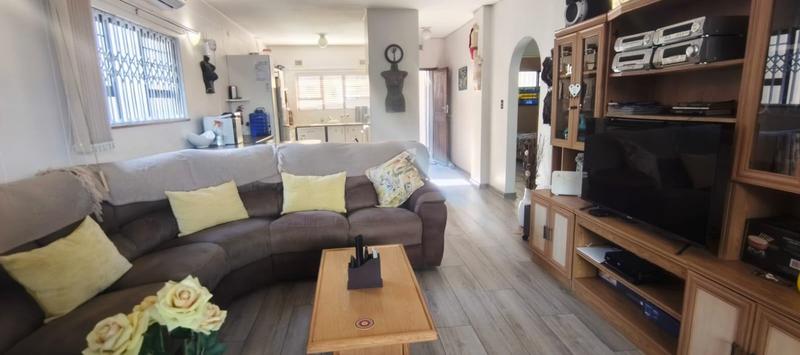 2 Bedroom Property for Sale in Margate KwaZulu-Natal