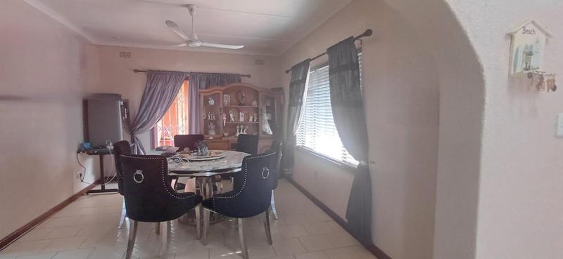 6 Bedroom Property for Sale in Ramsgate KwaZulu-Natal