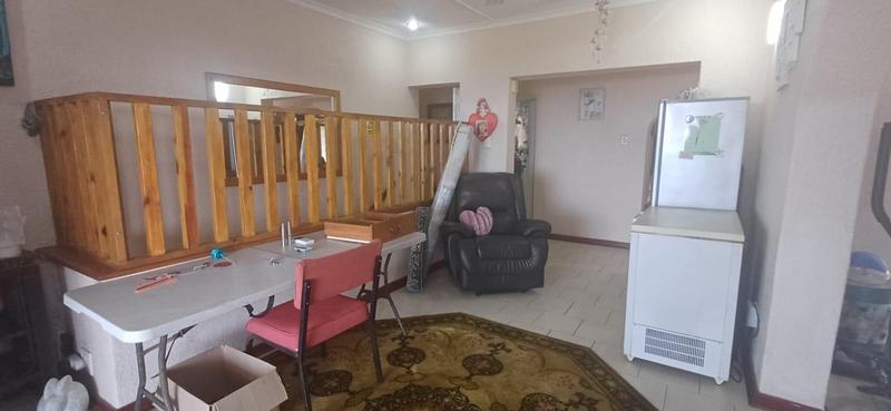 6 Bedroom Property for Sale in Ramsgate KwaZulu-Natal