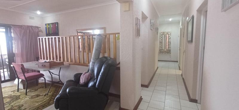 6 Bedroom Property for Sale in Ramsgate KwaZulu-Natal