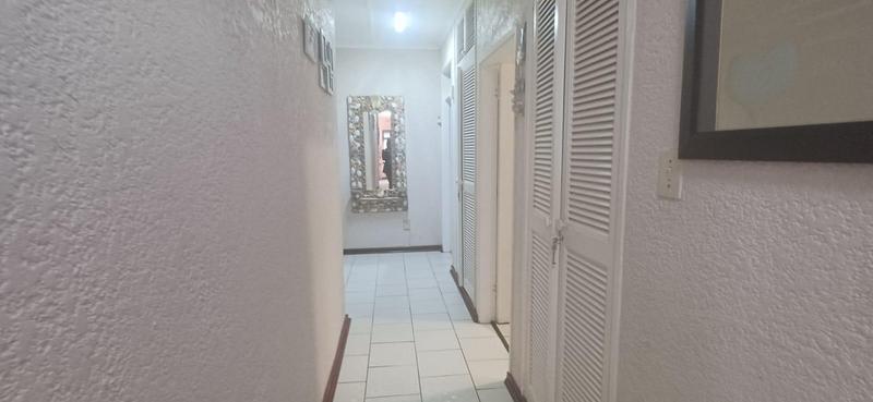 6 Bedroom Property for Sale in Ramsgate KwaZulu-Natal